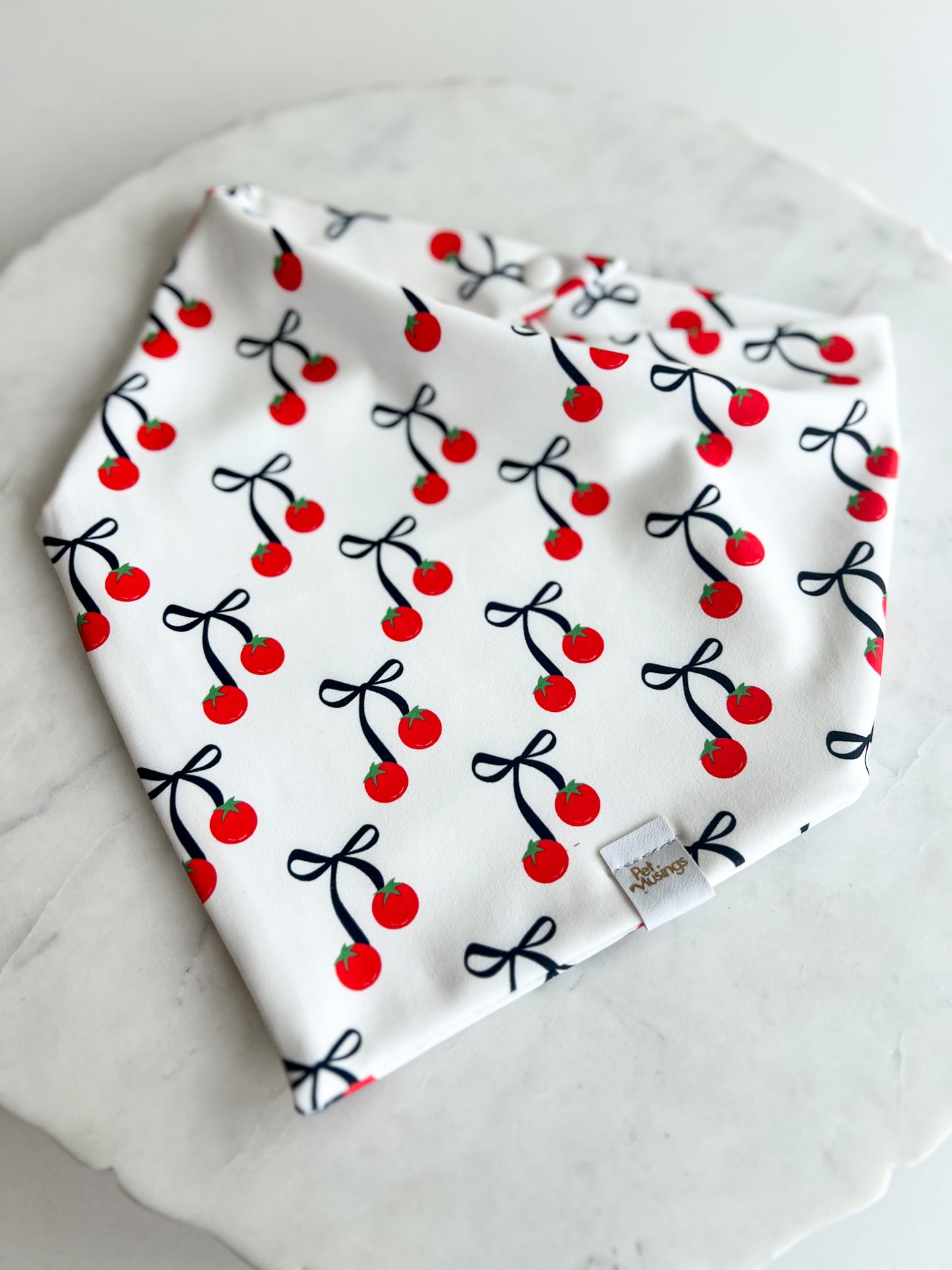 Tomato Bows Wrinkle Resistant Bandana