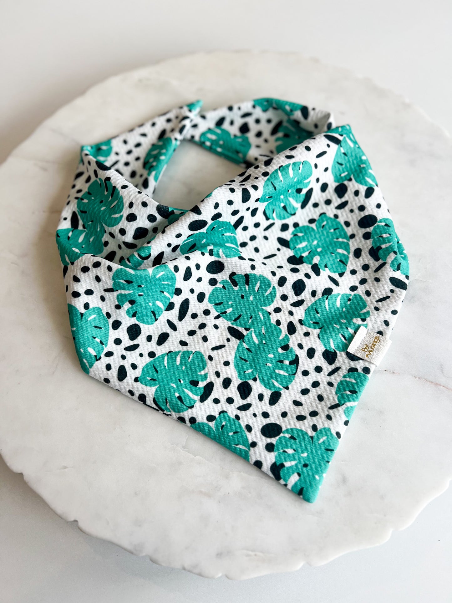 Monstera Wrinkle Resistant Bandana